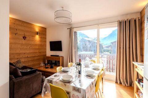 MORZINE - Le Pied de la Plagne Résidence le Nantaux, Bat A, 900 m vom Zentrum und den Pisten entfernt. Kostenloser Shuttle in der Nähe. Komplett renovierte 2-Sterne-Wohnung im 1. Stock ohne Aufzug. Ausrichtung nach Südosten. 4-Zimmer-Wohnung mit eine...