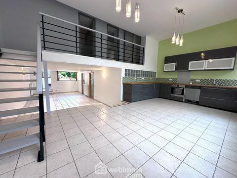 Votre agence 123webimmo l'immobilier au meilleur prix vous présente : 'Imaginez votre nouvelle vie dans ce loft spacieux et lumineux de 122 m², idéalement situé à seulement 2 minutes à pied de la gare ! Au rez-de-chaussée, découvrez la cuisine modern...