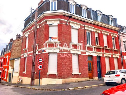 Située dans la charmante commune de Saint-Quentin (02100), cette maison de caractère offre un cadre de vie paisible et agréable. Idéalement positionnée, elle bénéficie de la proximité de toutes les commodités nécessaires au quotidien tels que les com...