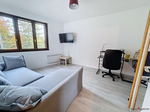 To discover, T1 Bis type apartment of 34 m² on the first floor that can be transformed into 2 rooms with closed bedroom. Located at the Col de l'Arzelier at an altitude of 1,150 meters, in a small secure residence at the foot of the departure points ...