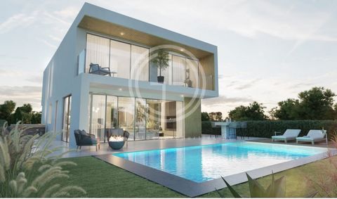 4 bebroom Villa Individual located in one of the largest developments in Faro, just minutes from Faro Beach, Ria Formosa, the Airport, the University, and Faro city center, **ALMA DE FARO** captures the essence of exclusivity in a unique and captivat...