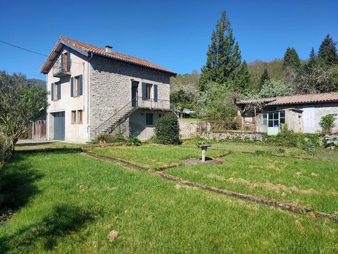 Maison individuelle avec vue sur les montagnes