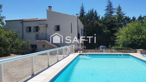 Magnifique Propriété avec Vue Panoramique et Piscine - Apt