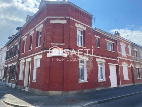Maison de ville T5 avec 3 chambre et garage au coeur de St Quentin