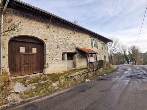 Maison mitoyenne en pierre