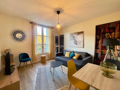 Appartement meublé et équipé en face des allées Paul Riquet ! A Béziers, très bien située, en face du théâtre des allées Paul Riquet, dans un immeuble au troisième et derniers étage, nous vous proposons cet appartement entièrement meublé de 65 m². Il...