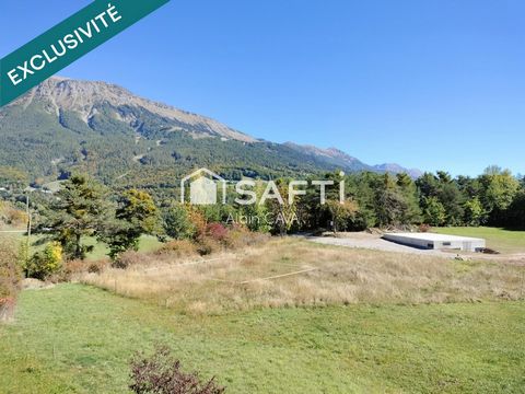 Terrain de 954m2 situé sur la commune de MONTCLAR.
