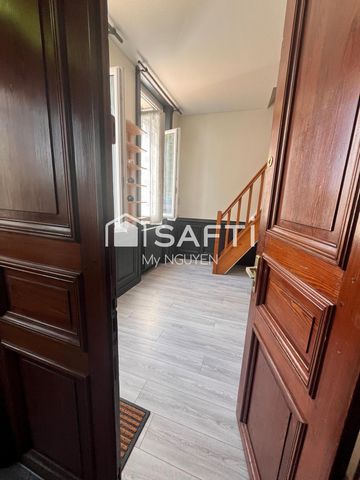 INVESTISSEURS! bel immeuble de style, 4 appartements loués