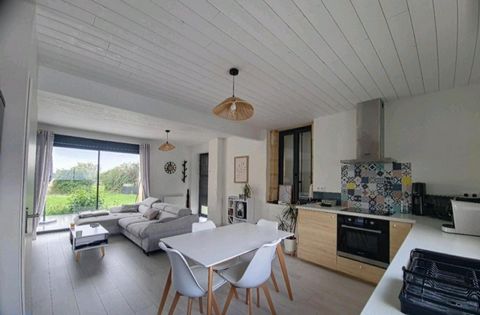 Jolie maison lumineuse de 2 ch , refaite au goût du jour.
