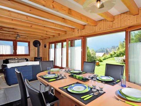 The Chalet Théo is ideal for families. It offers you a view over the valley and the mountains Inhabitants of Valais. At the ground floor, you will find the opened kitchen, the corner of meal with a big table, as well as the warm stay with its stove. ...