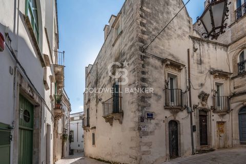 TARANTO - MARTINA FRANCA - VIA NICOLO' MACHIAVELLI In Martina Franca, a town known for the presence of historic buildings of considerable interest, we offer for sale 