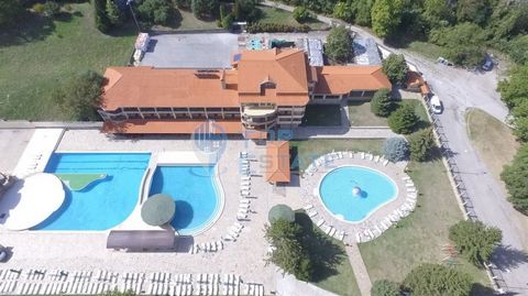 Top Estate Real Estate offers you a hotel with three swimming pools and a wonderful panorama over the town. Lyaskovets, Veliko Tarnovo region. The property is located in a few kilometers from the regional town of Veliko Tarnovo, as well as from the a...