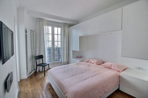 Appartement Meublé de 2 Pièces au Champ de Mars - 50m² - 75015 Paris