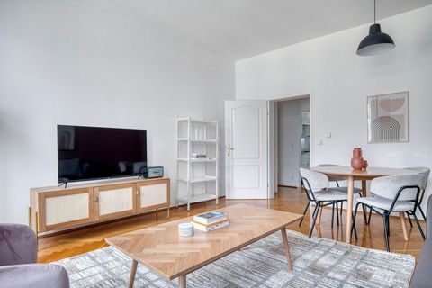 Für Aufenthalte, die länger als 1 Monat dauern, bieten wir individuelle Preise an. Bitte kontaktieren Sie uns für ein genaues Angebot! Entdecken Sie das Beste von Wien, mit diesem modernen Apartment in einer großartigen Lage. Es wird Ihnen leicht fal...