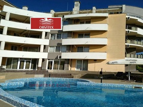 Furnished two-bedroom apartment, 77 sq.meters on the banks of the Danube River, in a new building with its own swimming pool. It is located in the village of Tsar Simeonovo, 7.5 mi away. from Fr. Vidin. Type of construction : brick, year 2010. By Act...