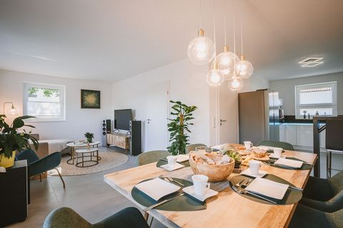 Semi-Detached house built in 2020: → furnished in 2022 with design furniture. → garden over 100m² → Terrace 15 m² with dining area 6 people - sun in the morning. → Large kitchen, 100% equipped, side-by-side refrigerator, induction stove. → Dining tab...
