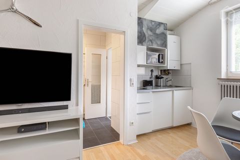 Fully renovated and furnished 1-bedroom apartment incl. small fitted kitchen for rent in the west of Stuttgart near the S-Bahn stop Schwabstraße. The apartment is fully furnished and the kitchen is equipped. A current energy certificate is available ...