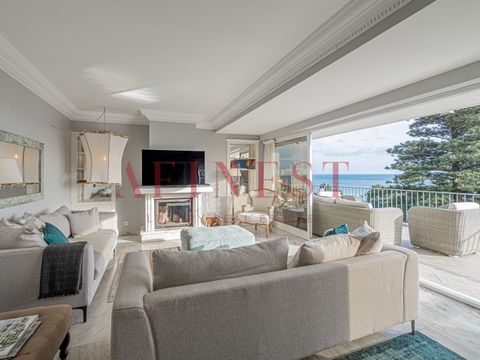Magnificent furnished apartment for rent in S.João do Estoril, T4+1 With a wonderful view of the sea, a view that you can enjoy from the living room, the dining room or the splendid terrace where you can live pleasant moments with your family and fri...