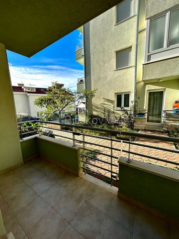 Omiš, two bedroom apartment of 35.45m2 with a 5m2 balcony on the ground floor of a residential building and its own parking space. The entrance to the apartment is from the building and via the balcony. Next to the apartment there is a garden of appr...