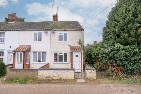Within a short walk of Fakenham town centre, this end of terrace house is deceptively spacious and offers two bedrooms, a sitting room (with an open fireplace) and a kitchen/diner, while to the rear there is an enclosed garden. Recently redecorated t...