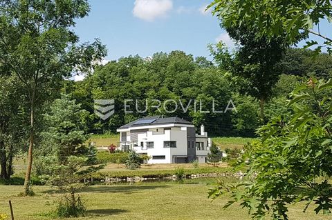 A residential and business building of 700 m2 for sale, located on a building plot of 60,000 m2 in a beautiful location in Tuhelj, the center of continental tourism. This luxuriously designed building spreads over three floors: basement, ground floor...
