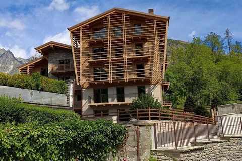 Penthouse In the cosy mountain village of Courmayeur, known for its abundance of restaurants and bars, atmospheric shopping area and challenging ski resort, we offer this beautiful, yet to be built, spacious apartment for sale (97 m²). The building, ...
