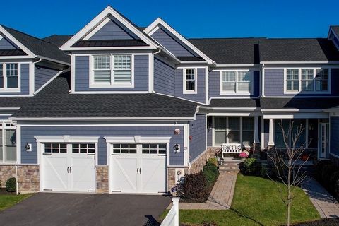 LOCATION LOCATION LOCATION! EXQUISITE TOWNHOME AT Seaside at Scituate 55+ community. With water views, this STUNNING property offers a remarkable blend of elegance, functionality, and comfort. The high-end kitchen is a culinary enthusiast's dream, fe...