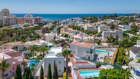 This fantastic modern villa is located within walking distance to the beach and close to all amenities (5-minute drive), in a tranquil housing estate. Offering a saltwater heated pool, several balconies, and terraces from where to enjoy the sea views...