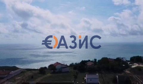 ID 32228830 Price: 23,900 euro Location: S.Topola, total.Kavarna, region.Dobrich Total area: 602 sq m Category – urbanized land We offer a corner plot of land on the first line of the sea in c.Topola, total.Kavarna, region.Dobrich, The plot is in UPI...