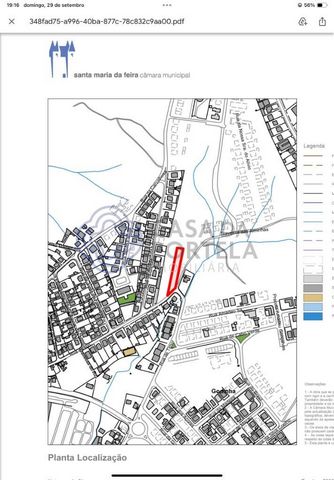 Działka 1100m2 – Sanfins - Carvalhosa Położona w pożądanej okolicy, ta ziemia oferuje doskonałą symbiozę komfortu i spokoju. Położony 350m od obwodnicy Arrifana / Santa Maria da Feira Położony 80 m od urbanizacji Godinha - Escapães Powierzchnia całko...