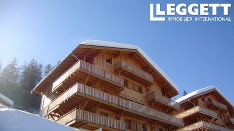 A32675DC73 - Appartement T3 environ de 58m2. Crête Cote Village, La Plagne—navette entre Crête Cote et La Plagne et le télésiège de la Roche. 2 chambres dont une avec une salle de bain Grand balcon de 24m2. Casier a skis. Cave Box garage fermée. Appa...