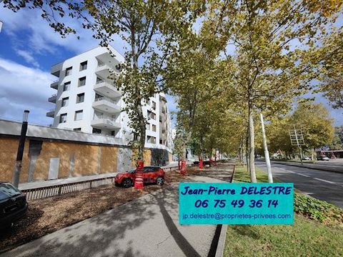 A 2 pas de la nouvelle gare L'Etoile ,du TRAM A, un emplacement privilégié, porteur d'une nouvelle centralité Cette nouvelle résidence de 2024 se compose de 2 bâtiments avec extérieurs arborés, clôt et sécurisés. copropriété de 58 lots principaux sur...