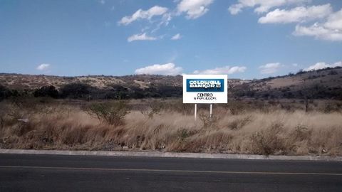 El terreno se localiza a 2 Km. del acceso principal que es el Libramiento Nor-Poniente, que conecta con la Carretera 57, el terreno esta sobre la vialidad Mompaní-La Purísima. Uso de Suelo: Habitacional 300 Hab/HA (H3)..*Cuenta con pozo título de con...