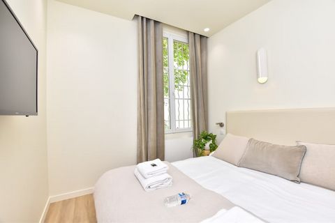 Checkmyguest le ofrece este amplio y agradable apartamento de 72 m² en el corazón del animado barrio de Pigalle - SoPi, en París 9. Con sus tres elegantes habitaciones, ofrece un entorno elegante y confortable para sus estancias. Aproveche su proximi...