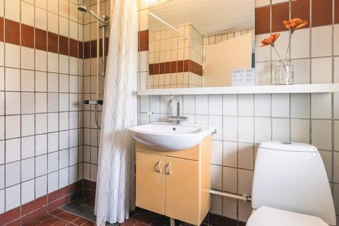 Dieses Apartment mit seinem geräumigen Design bietet einen komfortablen Rückzugsort für bis zu sechs Gäste. Das Anwesen ist haustierfreundlich, sodass Gäste ihre Haustiere für einen sorgenfreien Aufenthalt mitbringen können. Zusätzliche Mietservices ...