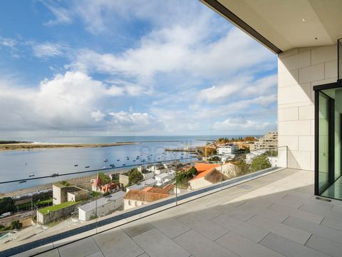 Apartment T4 Penthouse converted into T3, for sale in Foz do Douro Covered Area 312 m2, Discovery area 340 m2, Garage and storage 98 m2 Energy Rating: A #ref:PRT10549