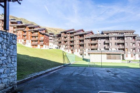 Nichées sur les hauteurs de Valmorel, les grands chalets de style typiquement savoyard, de 4 à 5 étages (sans ascenseur), se répartissent sous forme de hameau au sein du Quartier Crève Cœur. Situés au dessus du centre de Valmorel et sa rue commerçant...