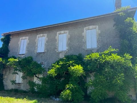 A VENDRE EN EXCLUSIVITE // Maison de maître