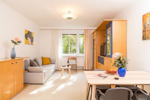 Within the walking distance from the U3 metro station Enkplatz, a cozy, boutique, fully equipped one-bedroom apartment with personal touches awaits you to come and explore the city of Vienna. The 55-squared-meter apartment offers accommodation perfec...