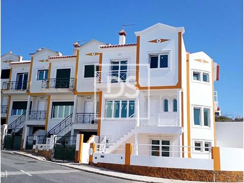 3+1 bedroom villa in Ericeira with sea view Semi-detached house in corner consisting of 3 floors, completely refurbished with 1st quality materials and very good taste. This is located in the center of Ericeira with sea views, 3 minutes from the beac...