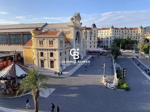 Co exclusivité - Au coeur de Libération, dans un palais emblématique de la Belle Epoque édifié en 1912, vous serez séduit par cet appartement spacieux de 125 m2 situé au 3ème étage avec ascenseur. L'appartement se compose d'une vaste entrée, d'un séj...