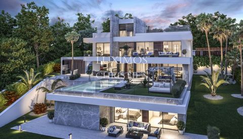 Located in one of the most exclusive areas of Tavira , in the Algarve , this luxurious 4-bedroom villa redefines the concept of luxury with a modern and sophisticated touch. Consists of 4 en-suite bedrooms that have been carefully planned to ensure t...