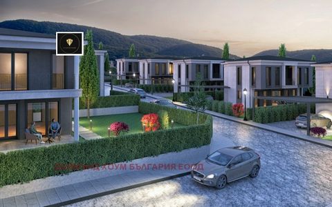 Diamond Home Agency vous propose une maison dans un complexe nouvellement construit dans le village de Markovo. La surface totale construite est de 205,05 m² et le terrain a une superficie de 397,90 m². Etape 1 : Salon, cuisine et salle à manger, sal...