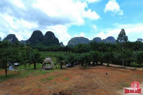 6 Rai with fantastic mountain views land for sale in Nong Thale, Krabi, and a variety of fruit trees. The weather is cool all year. Make you fall in love with the beauty of the misty sea. Mixed with the morning sunlight that covers the trees, making ...