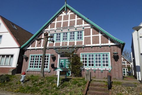 Esta casa de vacaciones con alquiler privado se encuentra en el medio de las antiguas existencias de árboles de frutas en una ubicación tranquila e idílica a solo 3 minutos de pie del Elba. La terraza a veces cubierta se encuentra directamente en un ...