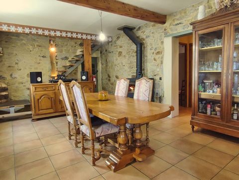 This beautiful stone house, dating back to 1850, is located in the heart of a village with all essential amenities close by. This character-filled home offers a blend of rustic charm and modern practicality, with exposed stone walls and thoughtfully ...