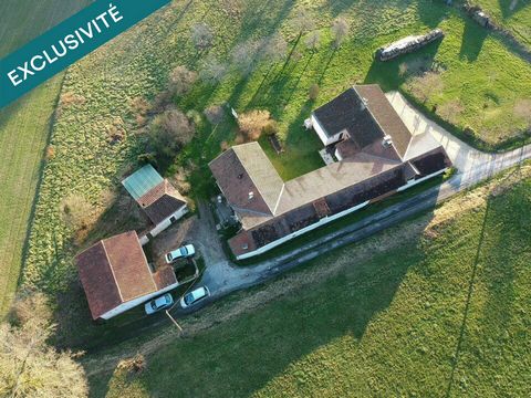 Typique corps de ferme situé au Nord de PERIGUEUX