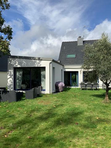BELLE MAISON CONTEMPORAINE SUR UN BEAU TERRAIN DE 1 000m2