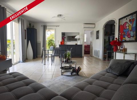 Montbeton , agréable villa T5 sur une parcelle de 2009m² avec spacieux cabanon , grand garage et piscine .