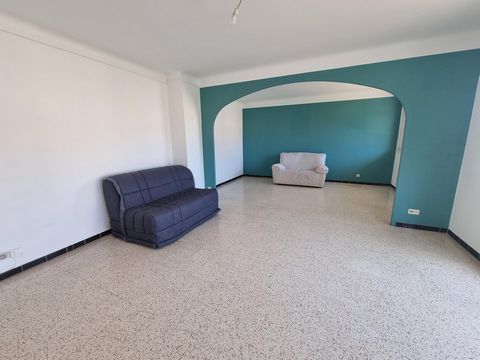 Appartement T4, environnement paisible.